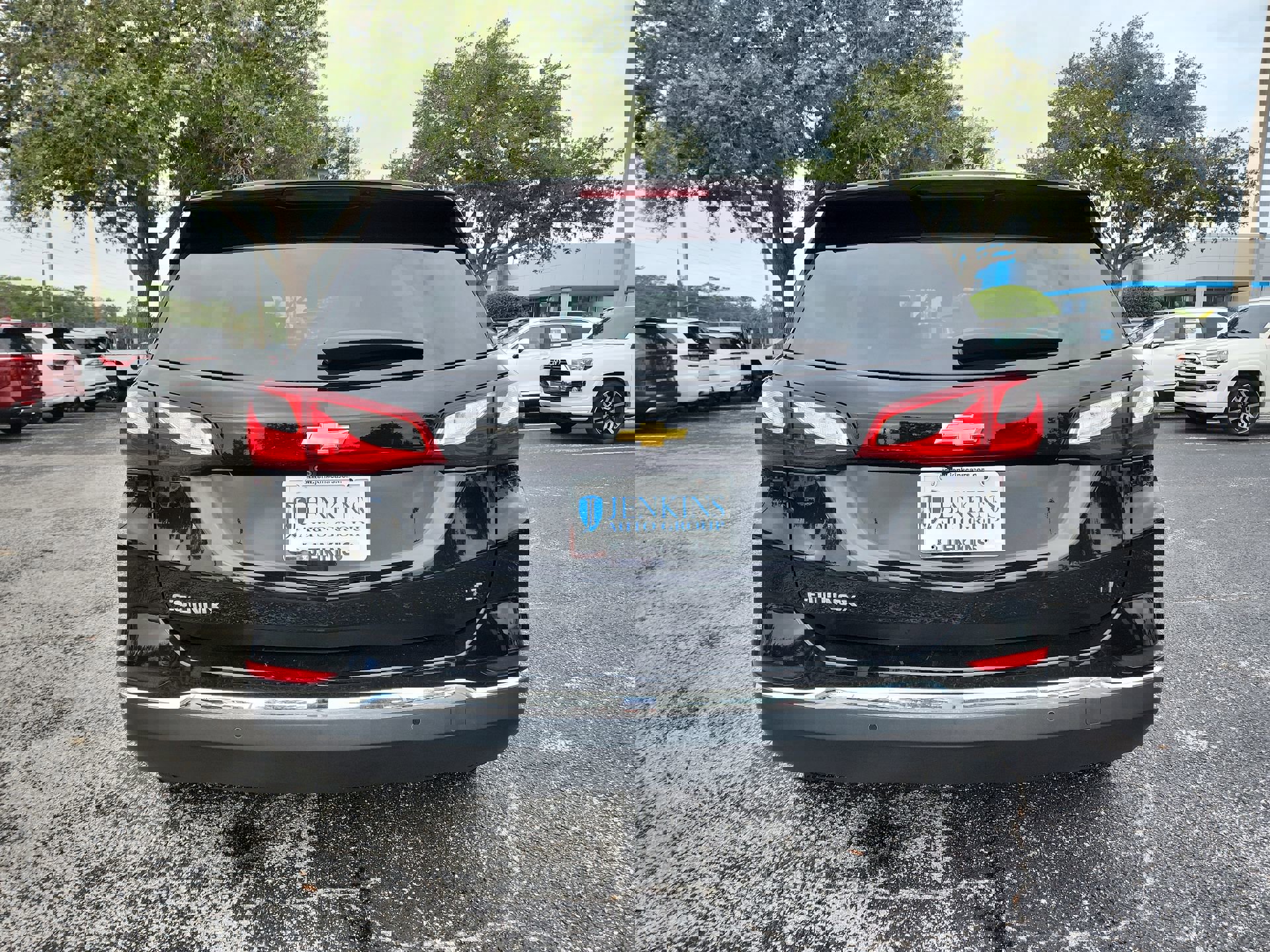 2021 Chevrolet Equinox photo 3