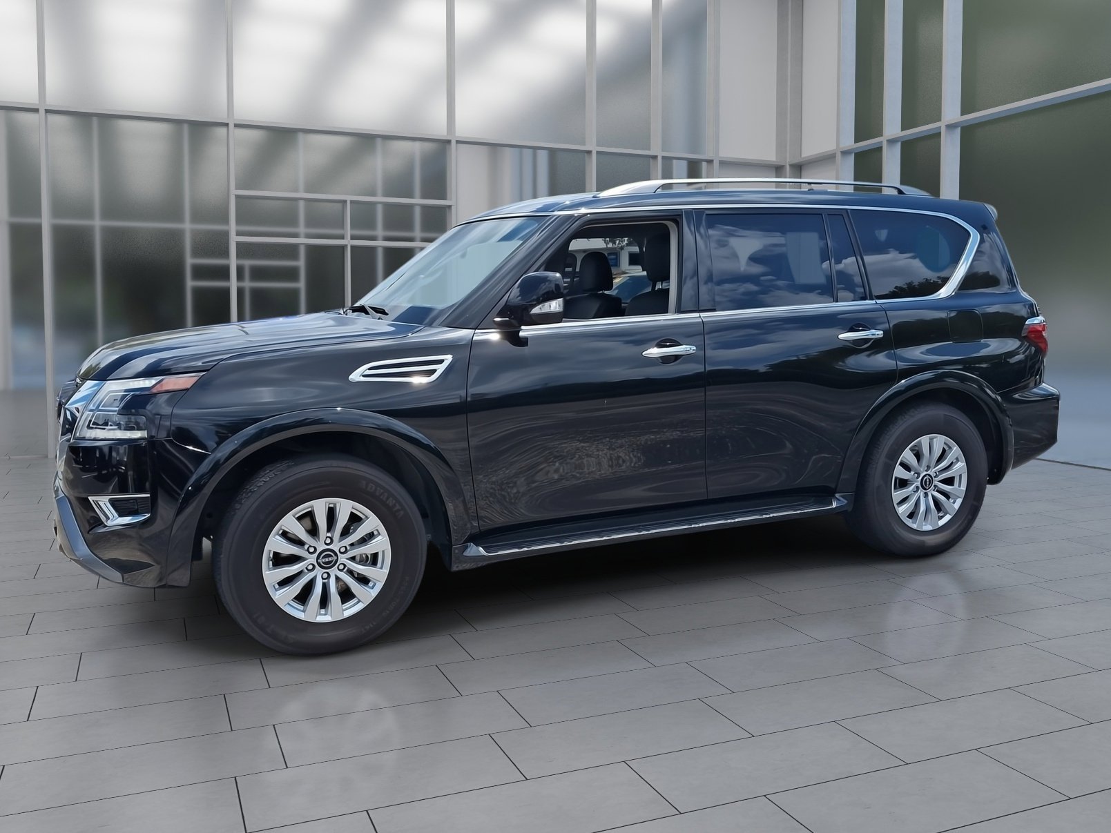 2023 Nissan Armada SV photo 2