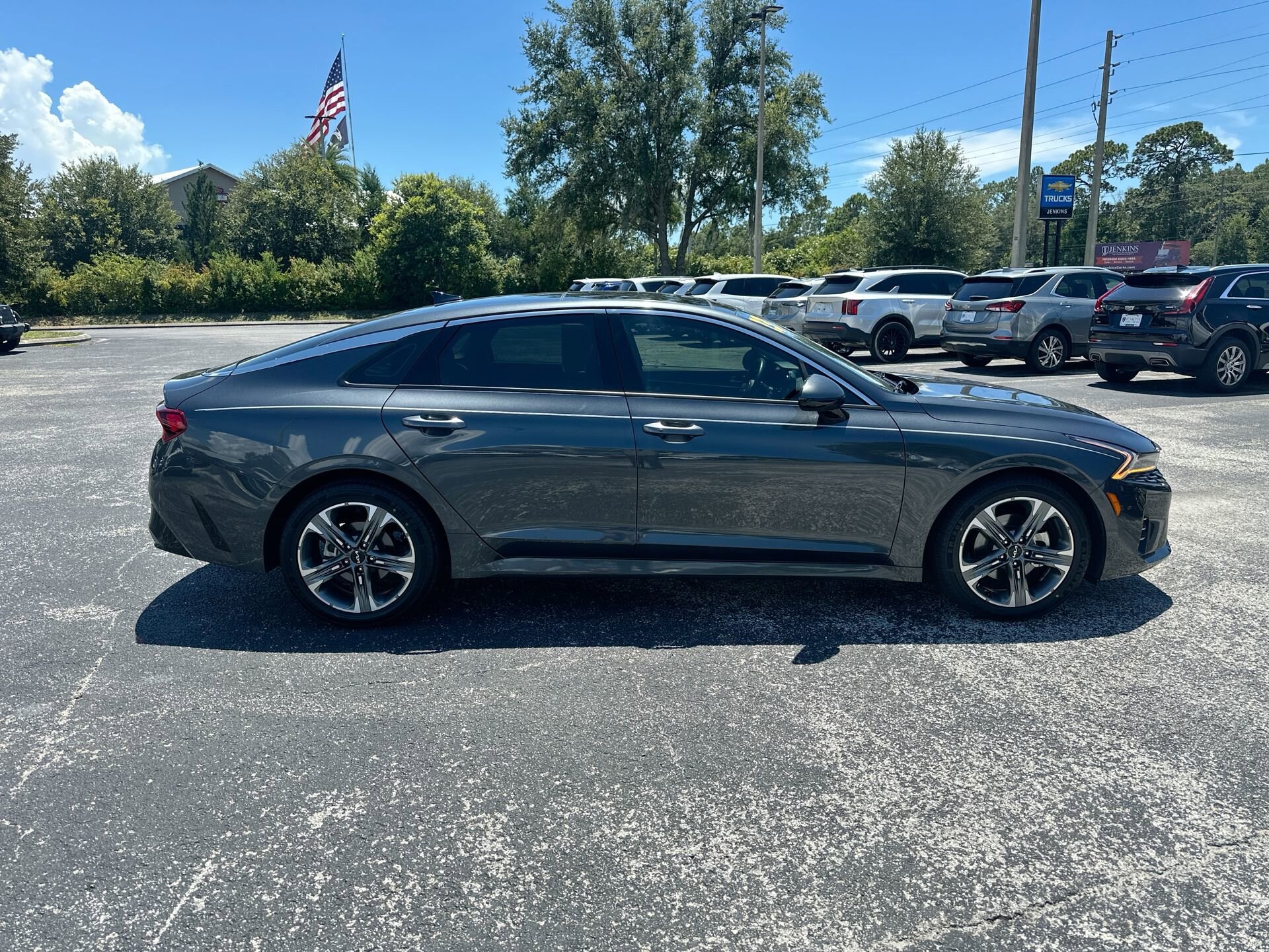 2023 Kia K5 EX photo 2