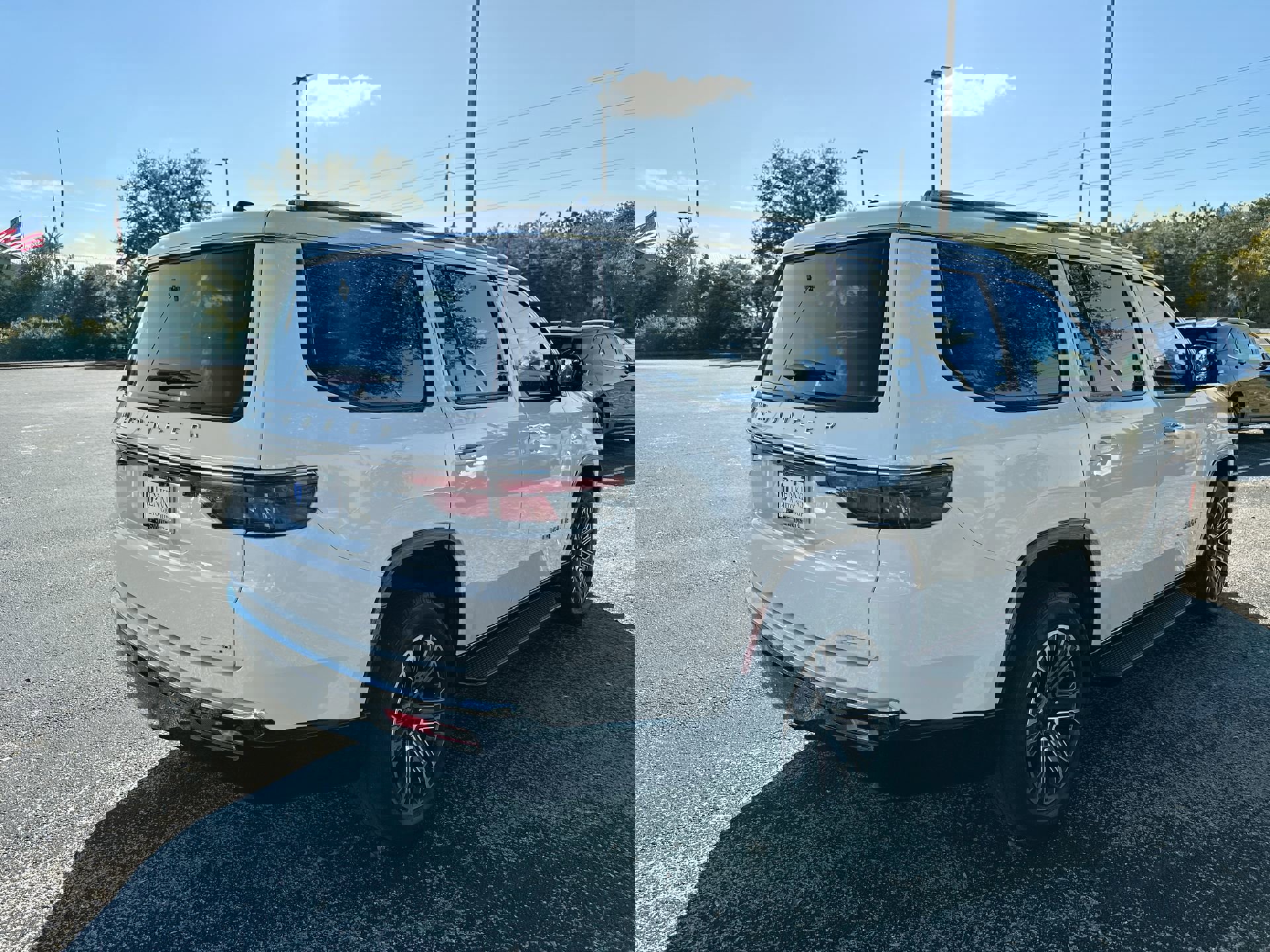 2024 Jeep Wagoneer Series II photo 2