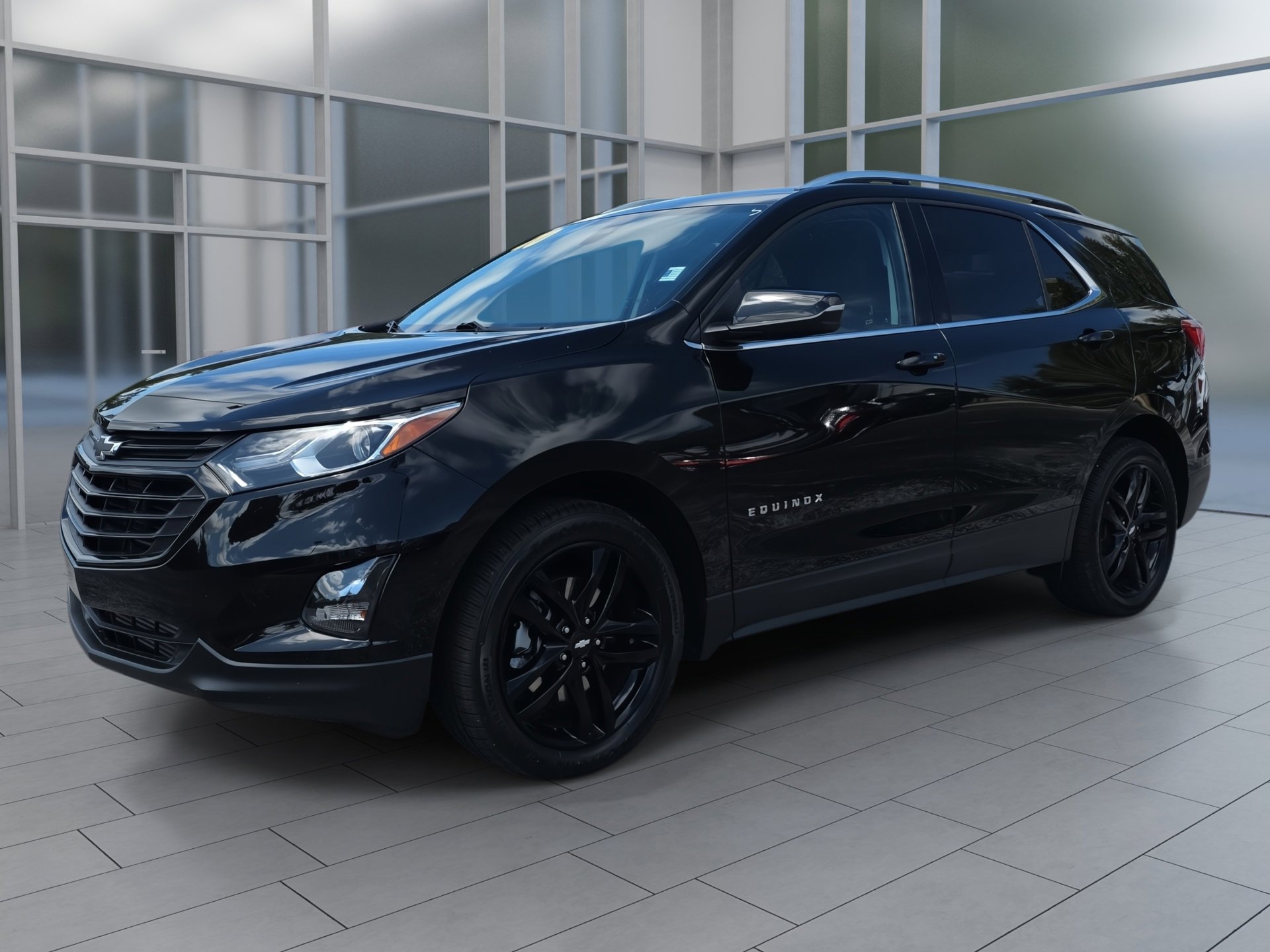 2020 Chevrolet Equinox LT photo 2