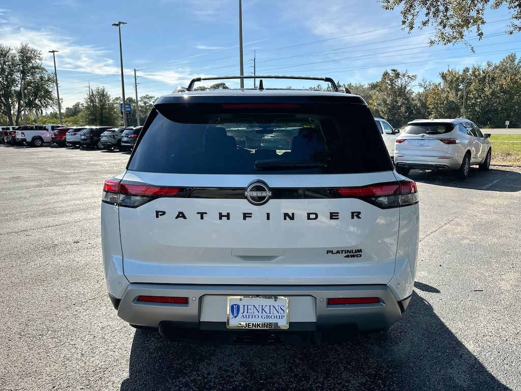 Used 2025 Nissan Pathfinder Platinum SUV