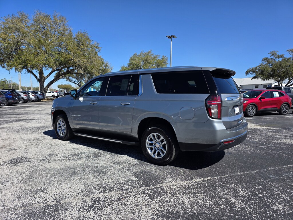 Used 2024 Chevrolet Suburban LT SUV