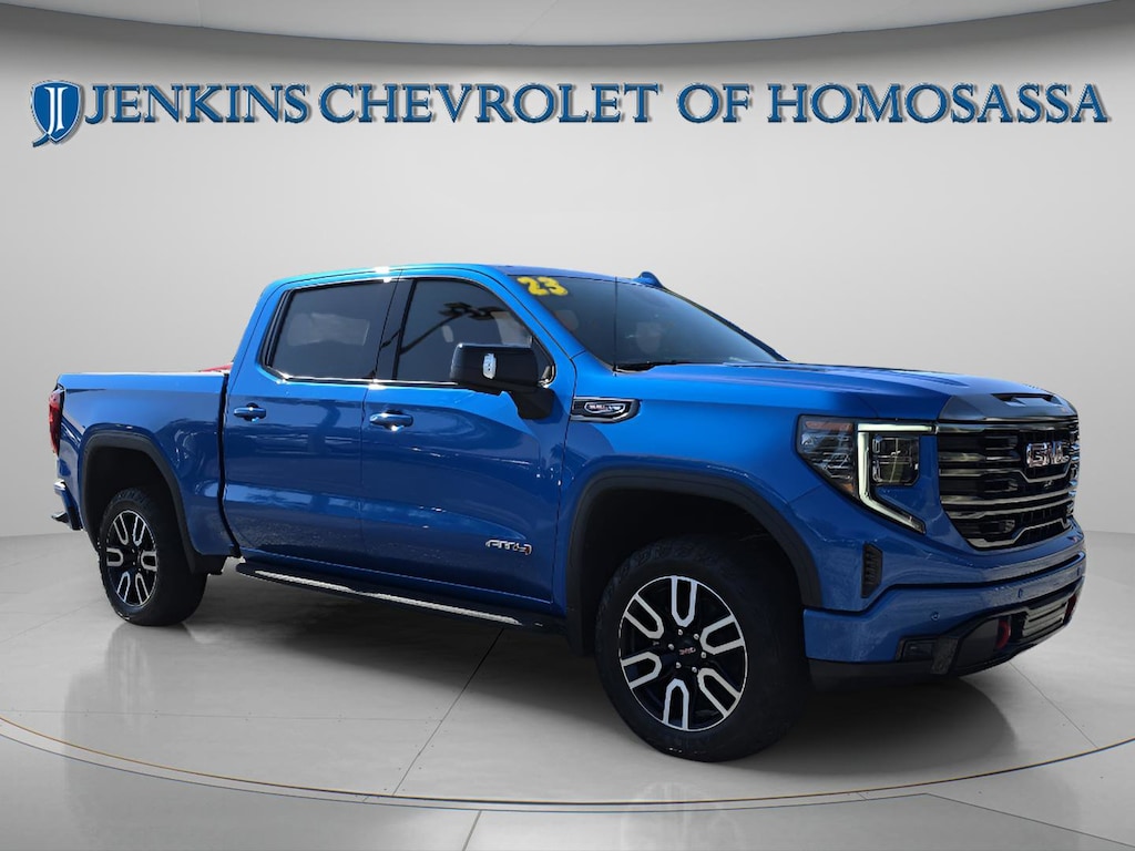Used 2023 GMC Sierra 1500 AT4 Truck Crew Cab