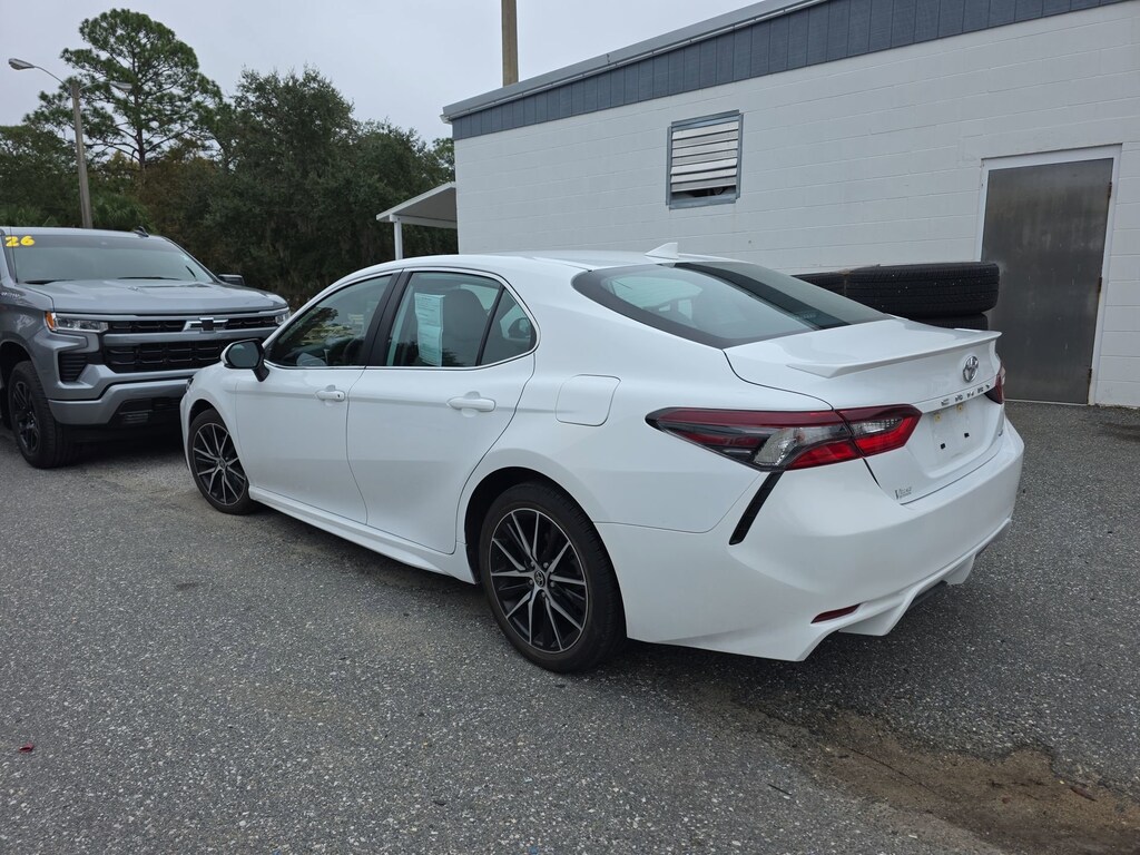 Used 2022 Toyota Camry SE Sedan
