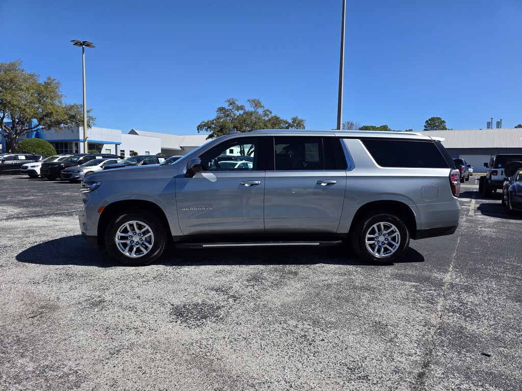 Used 2024 Chevrolet Suburban LT SUV