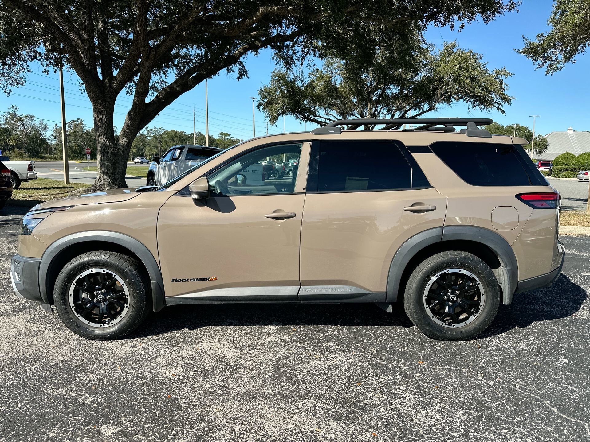 2023 Nissan Pathfinder Rock Creek photo 2