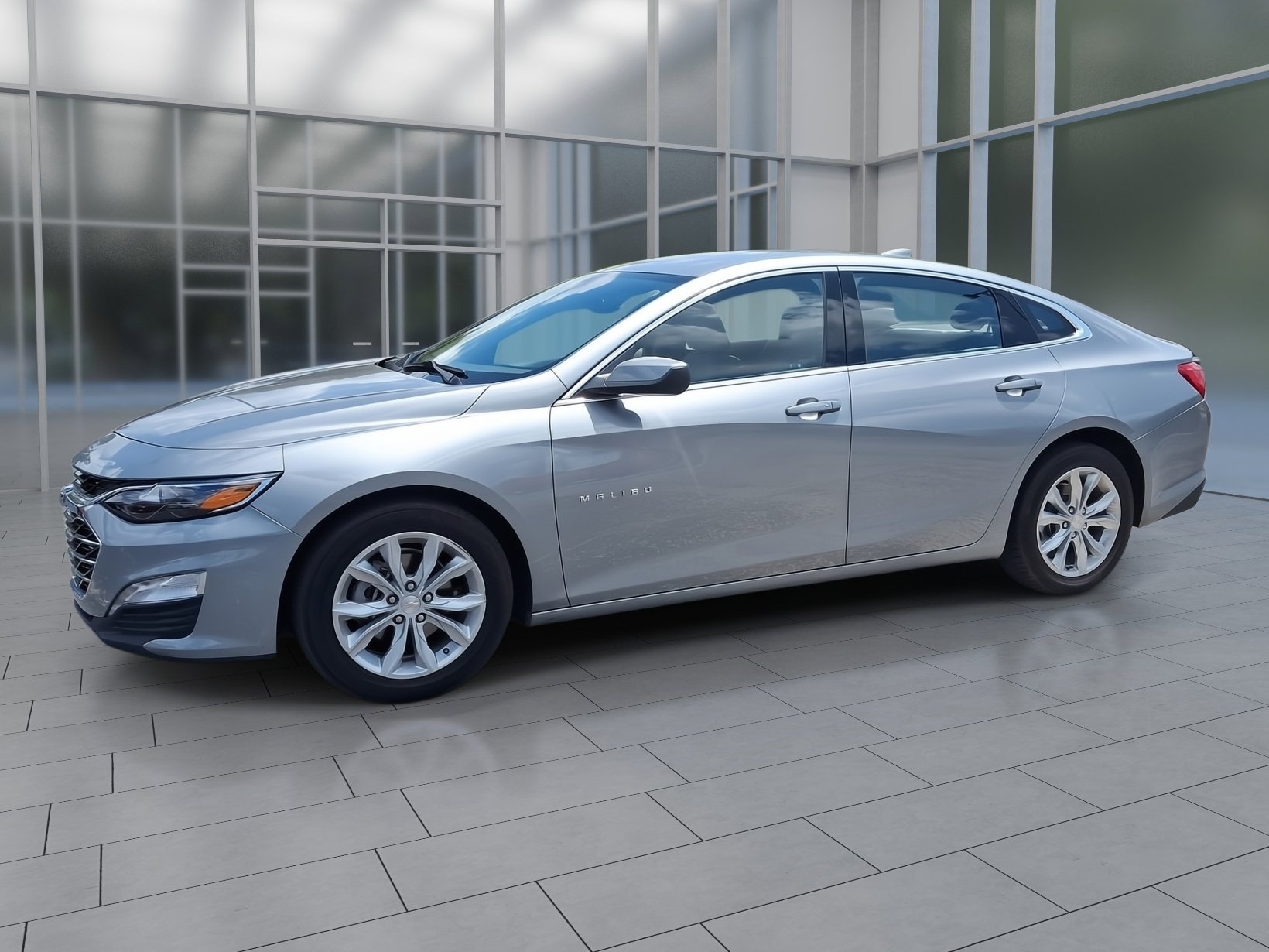 2024 Chevrolet Malibu 1LT photo 2