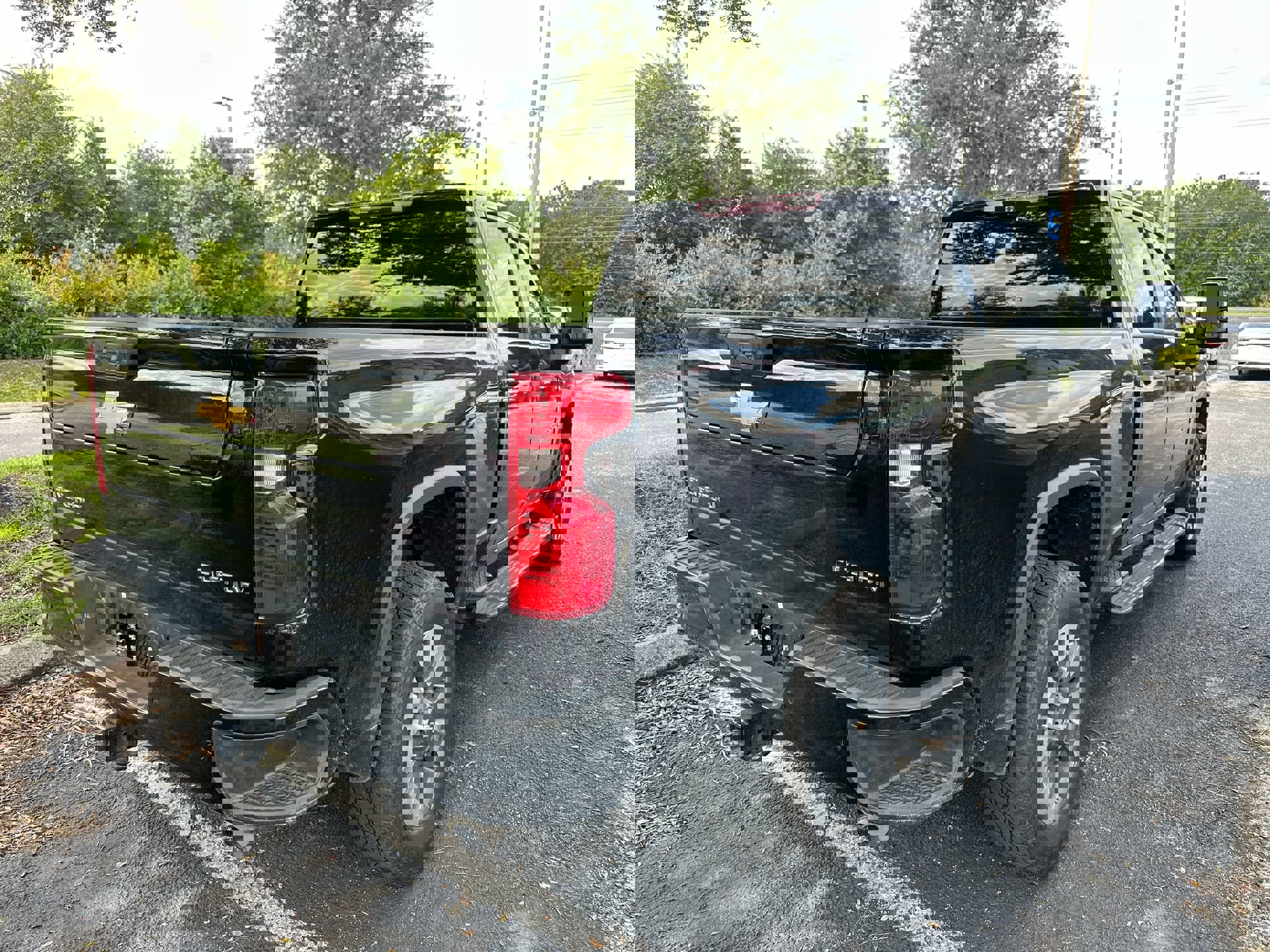 2024 Chevrolet Silverado 2500HD Custom photo 4