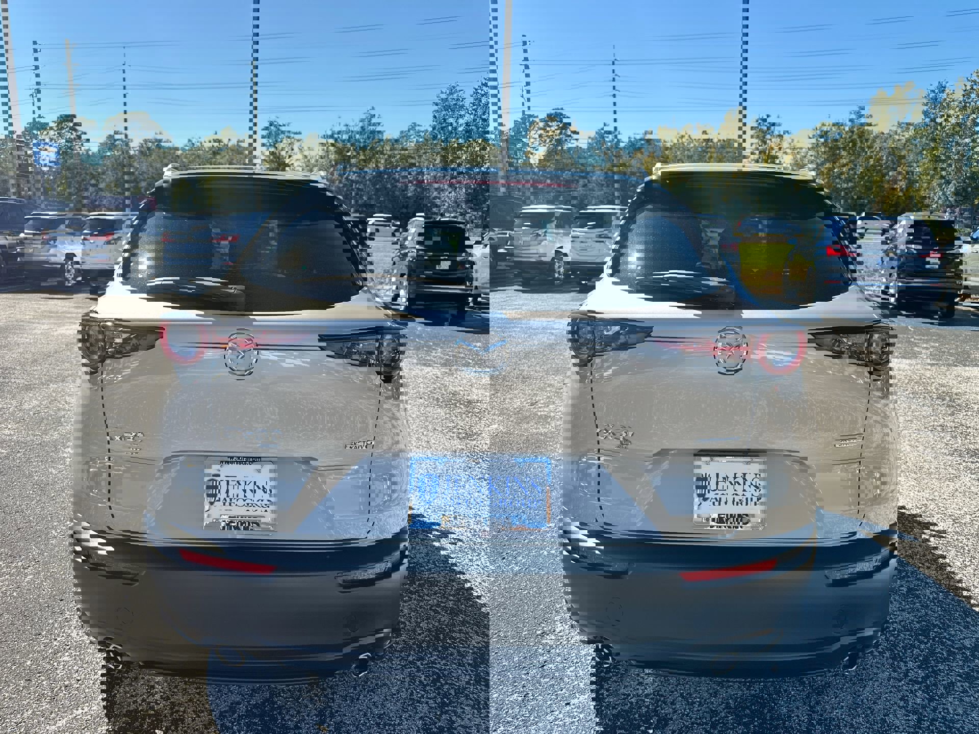 2024 Mazda CX-30 2.5 S Preferred photo 2