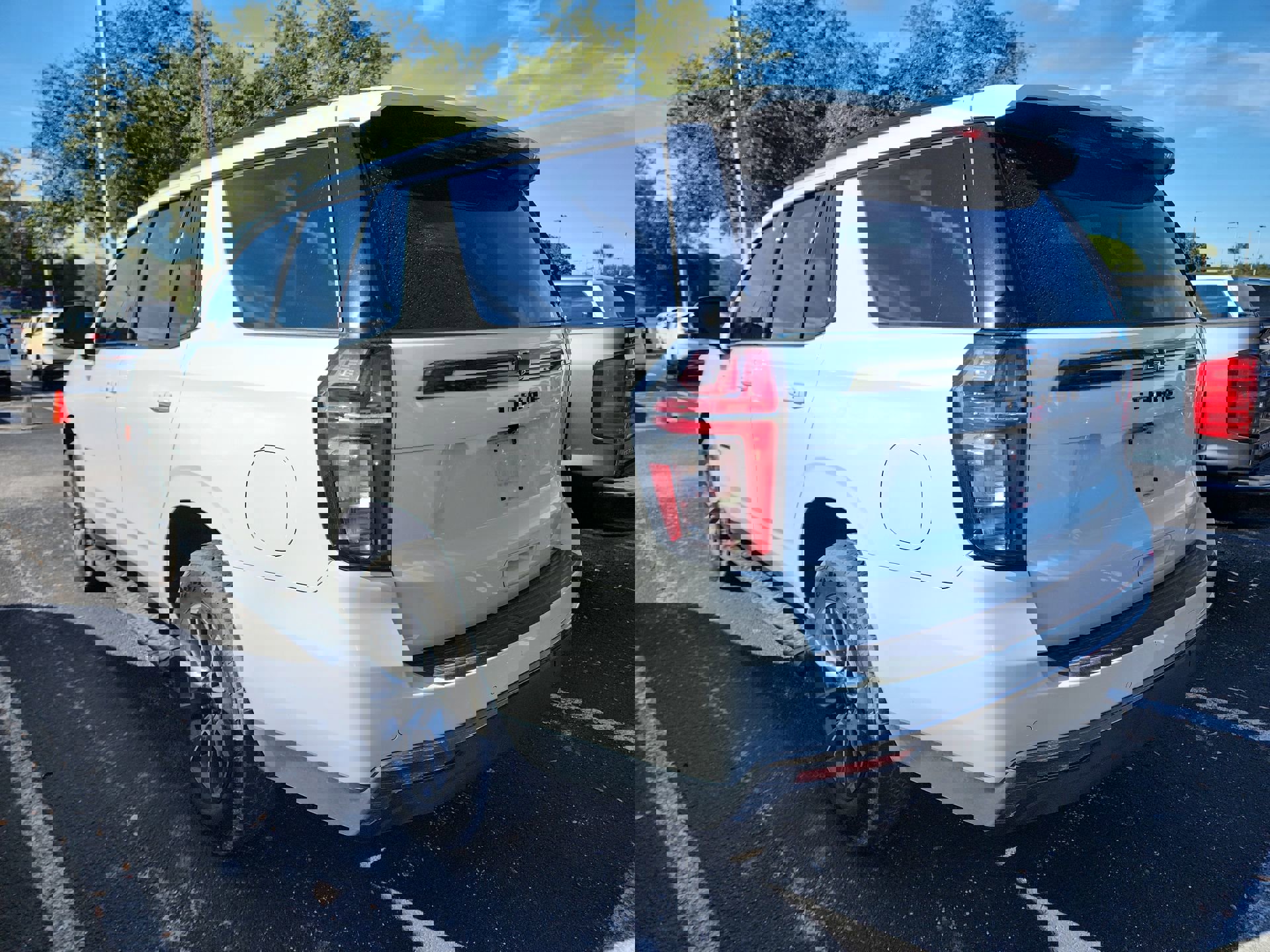 2022 Chevrolet Tahoe Z71 photo 3