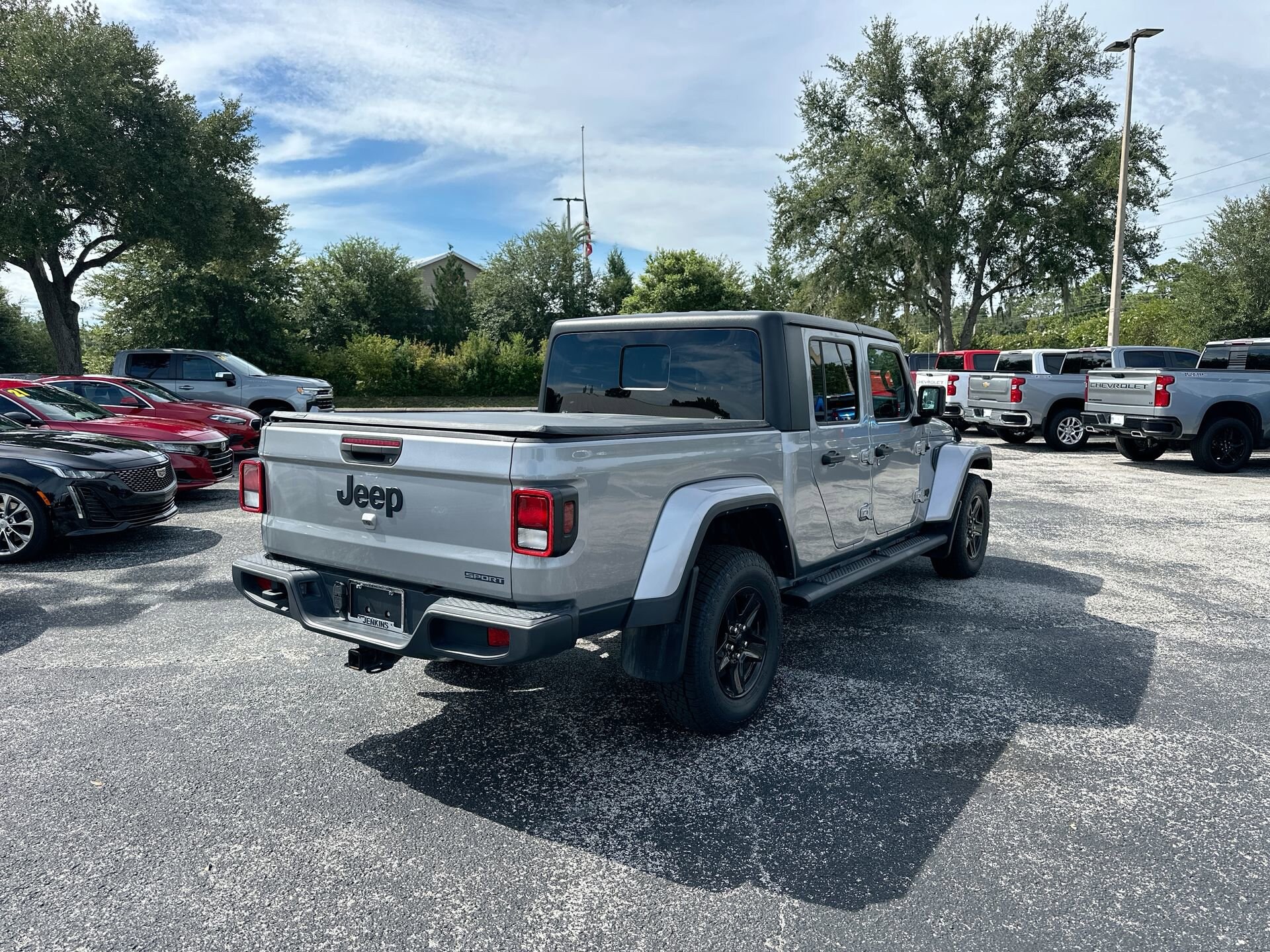 2021 Jeep Gladiator Sport S photo 4