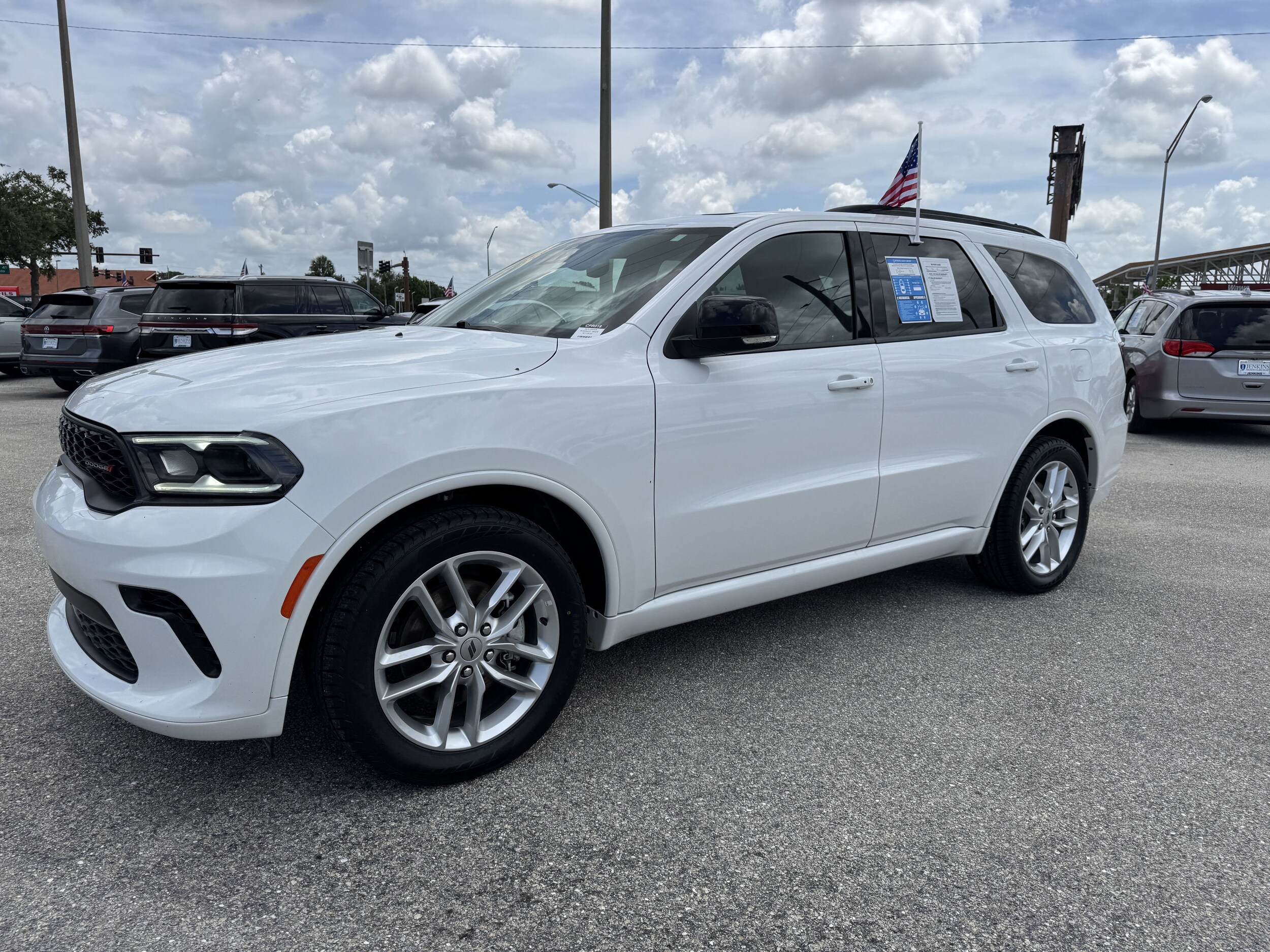 2024 Dodge Durango GT Plus photo 2