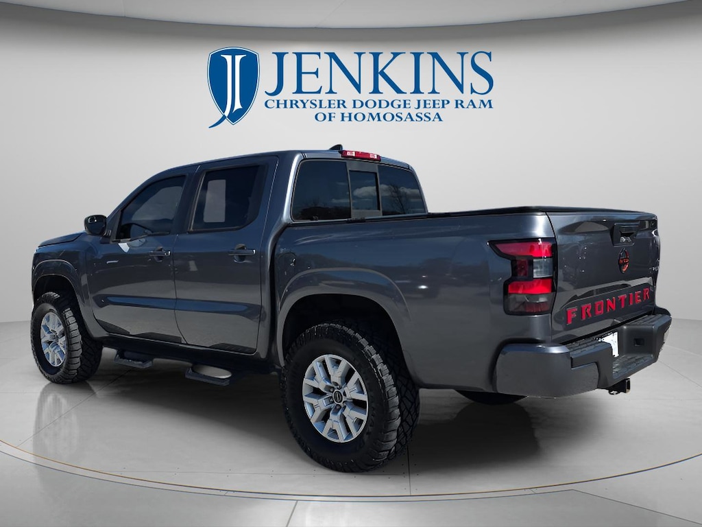 Used 2022 Nissan Frontier SV Truck Crew Cab