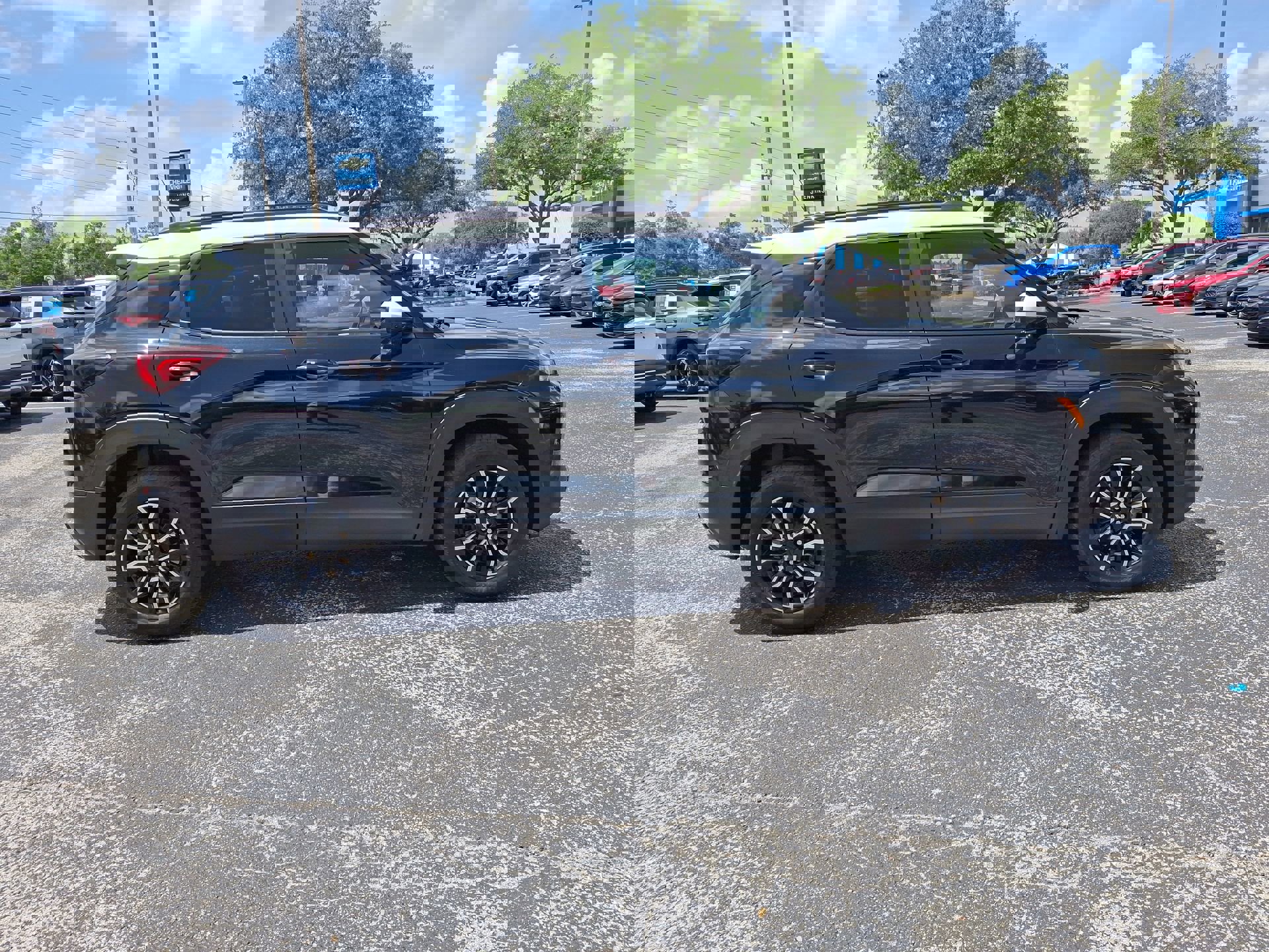 2023 Chevrolet Trailblazer ACTIV photo 2