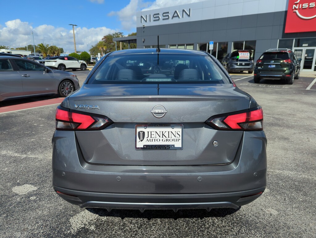 Used 2023 Nissan Versa 1.6 S Sedan