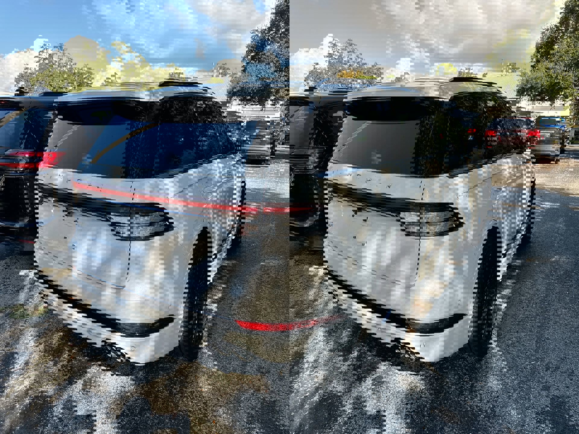 2022 Lincoln Aviator Reserve photo 3