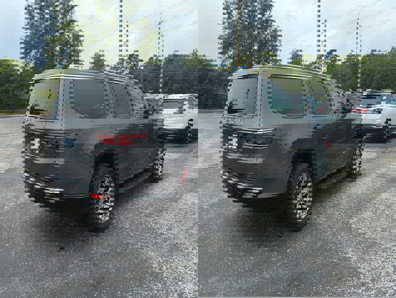 2022 Jeep Wagoneer Series II photo 3