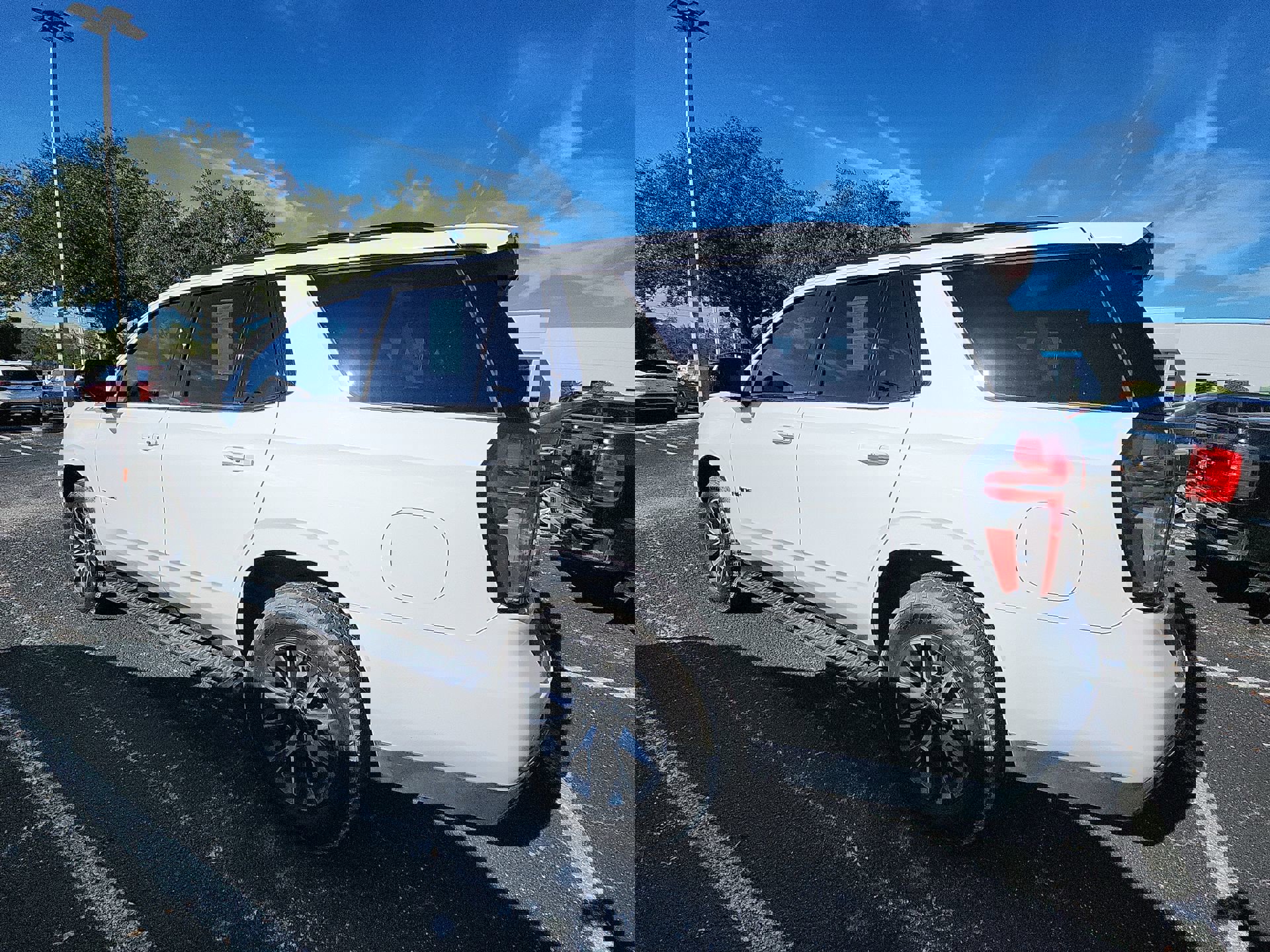 2022 Chevrolet Tahoe Z71 photo 2