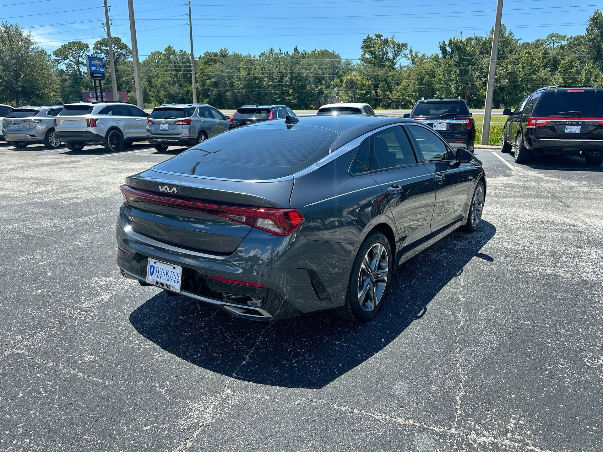 2023 Kia K5 EX photo 3