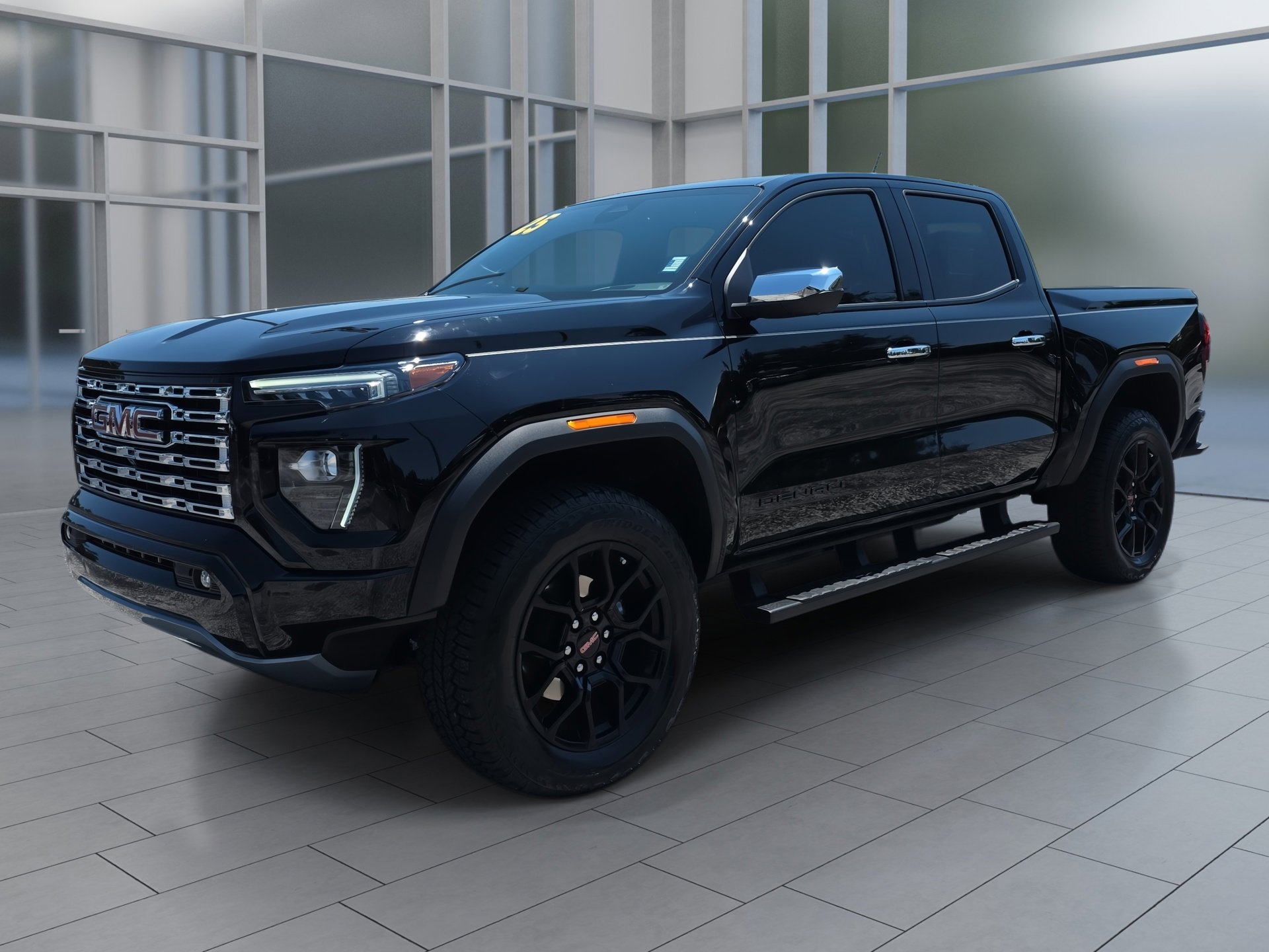 2025 Gmc Canyon Denali photo 2