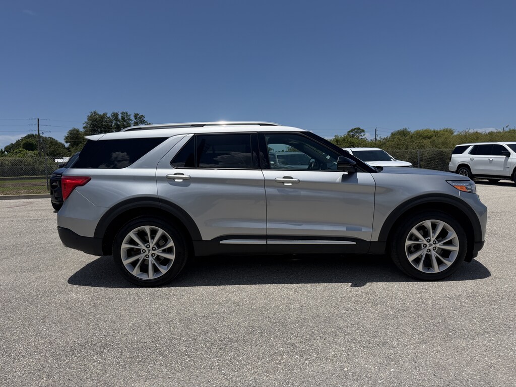 Used 2022 Ford Explorer Platinum SUV