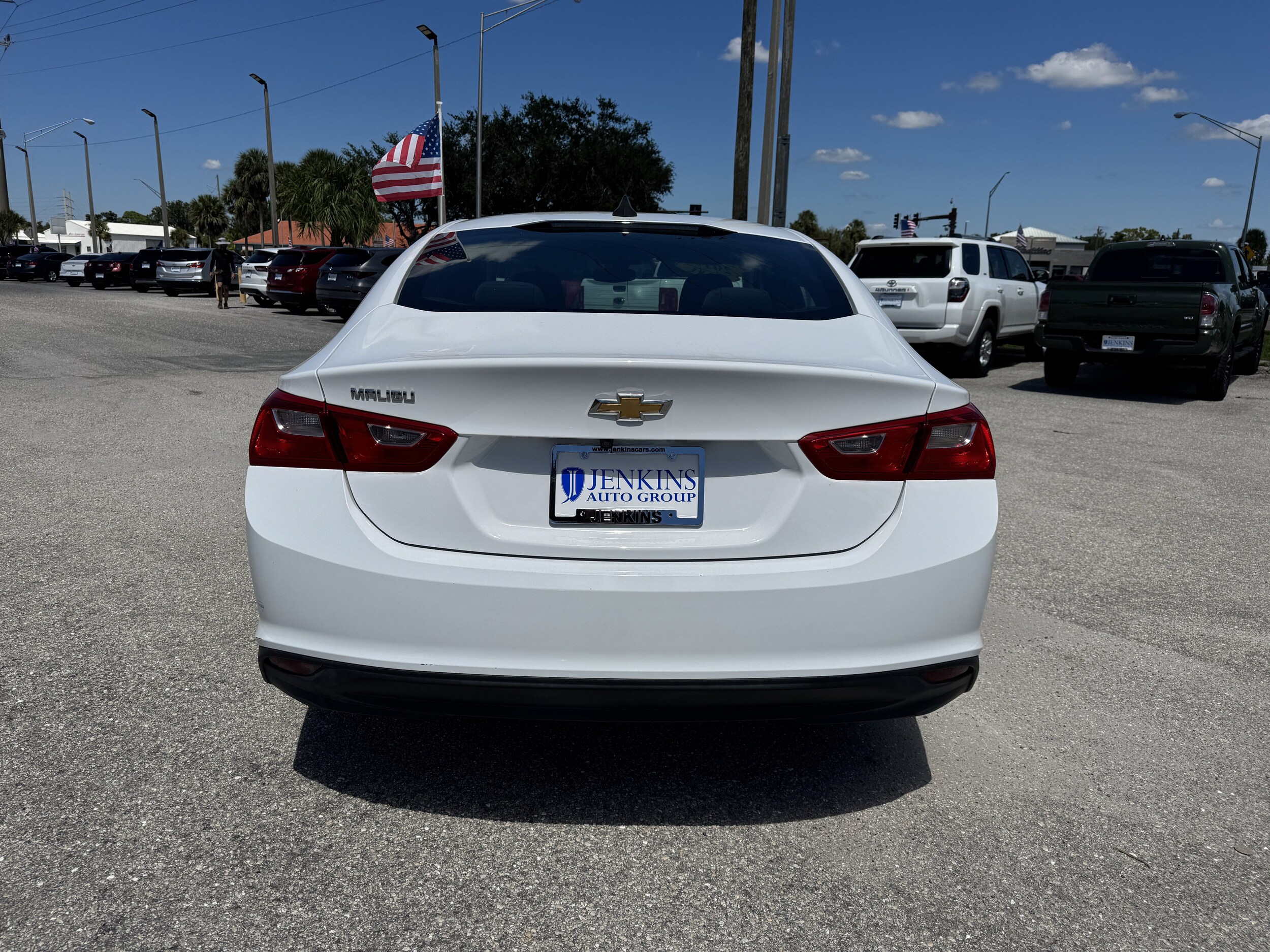 2019 Chevrolet Malibu photo 3