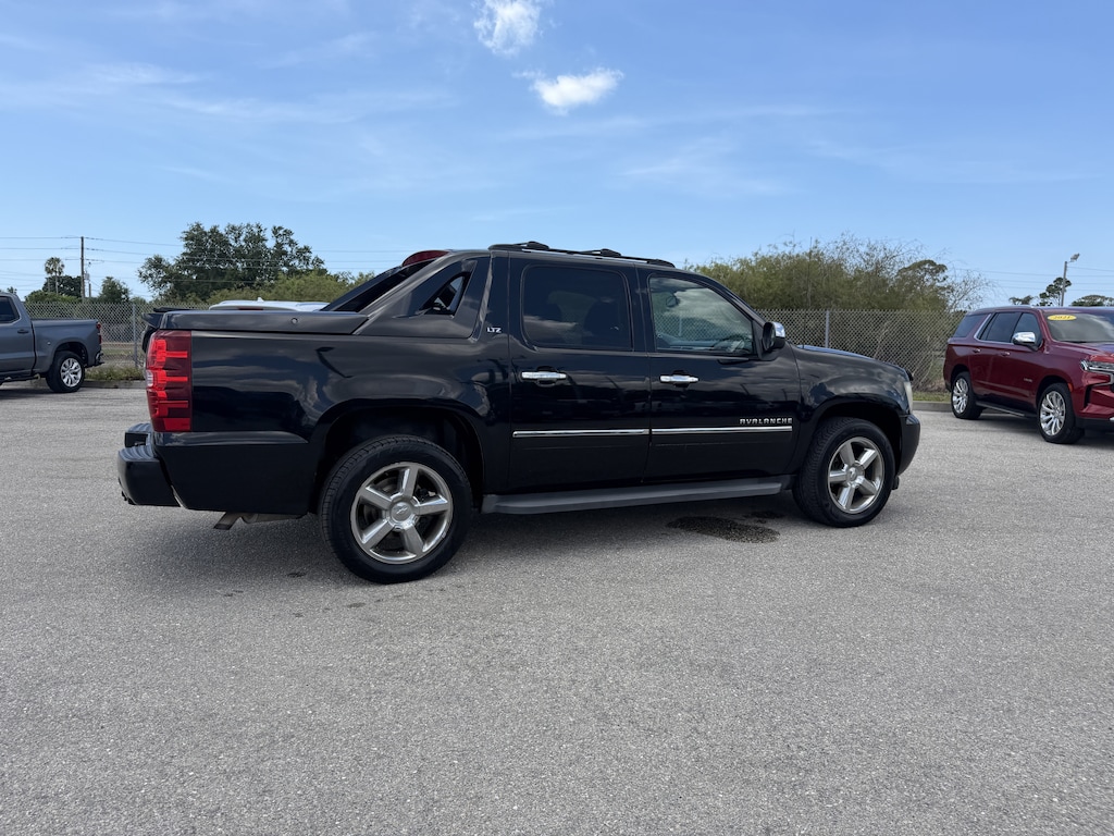 Used 2011 Chevrolet Avalanche LTZ Truck Crew Cab