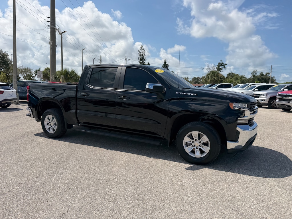Used 2020 Chevrolet Silverado 1500 LT Truck Crew Cab