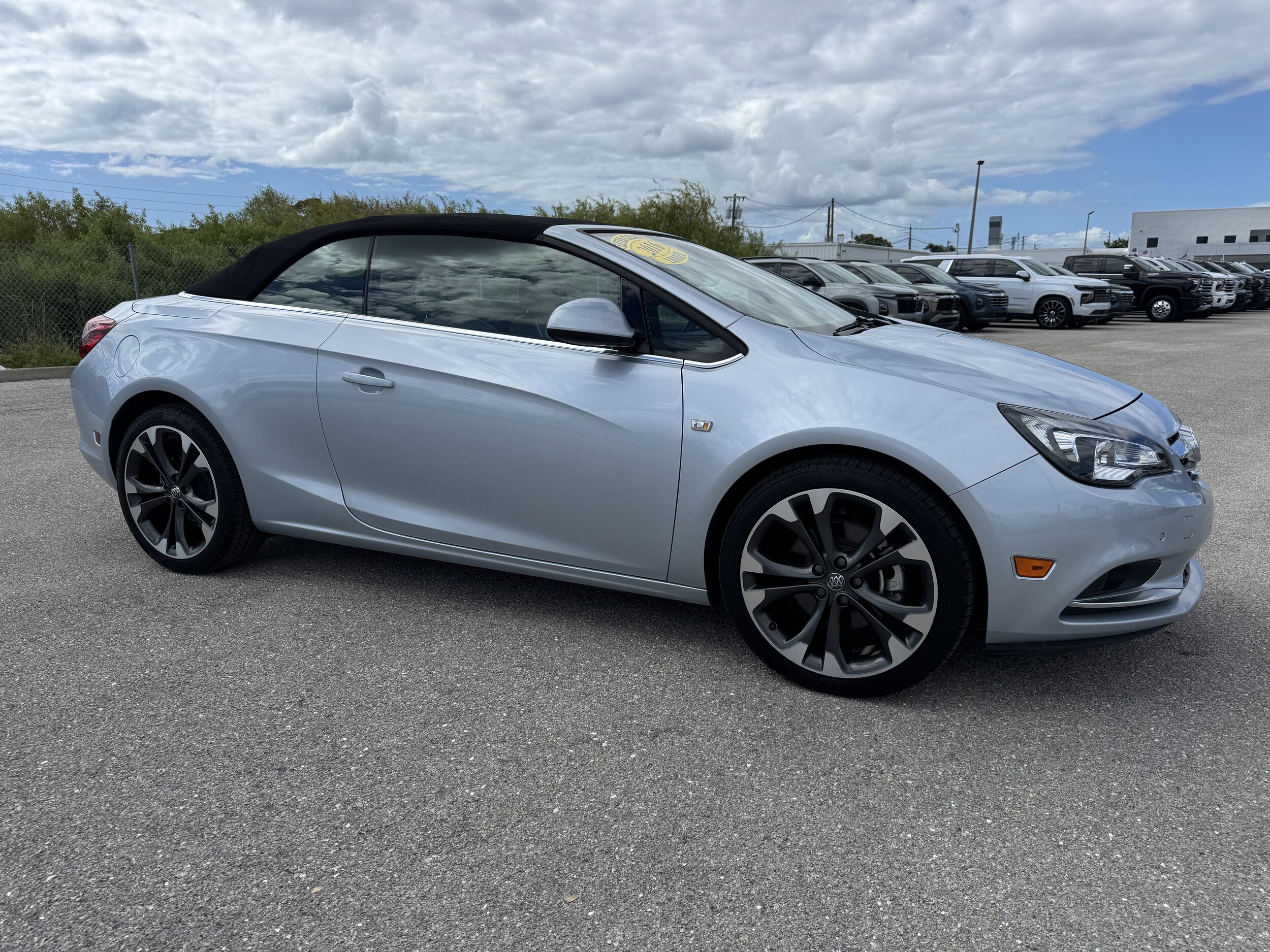 2016 Buick Cascada Premium photo 2