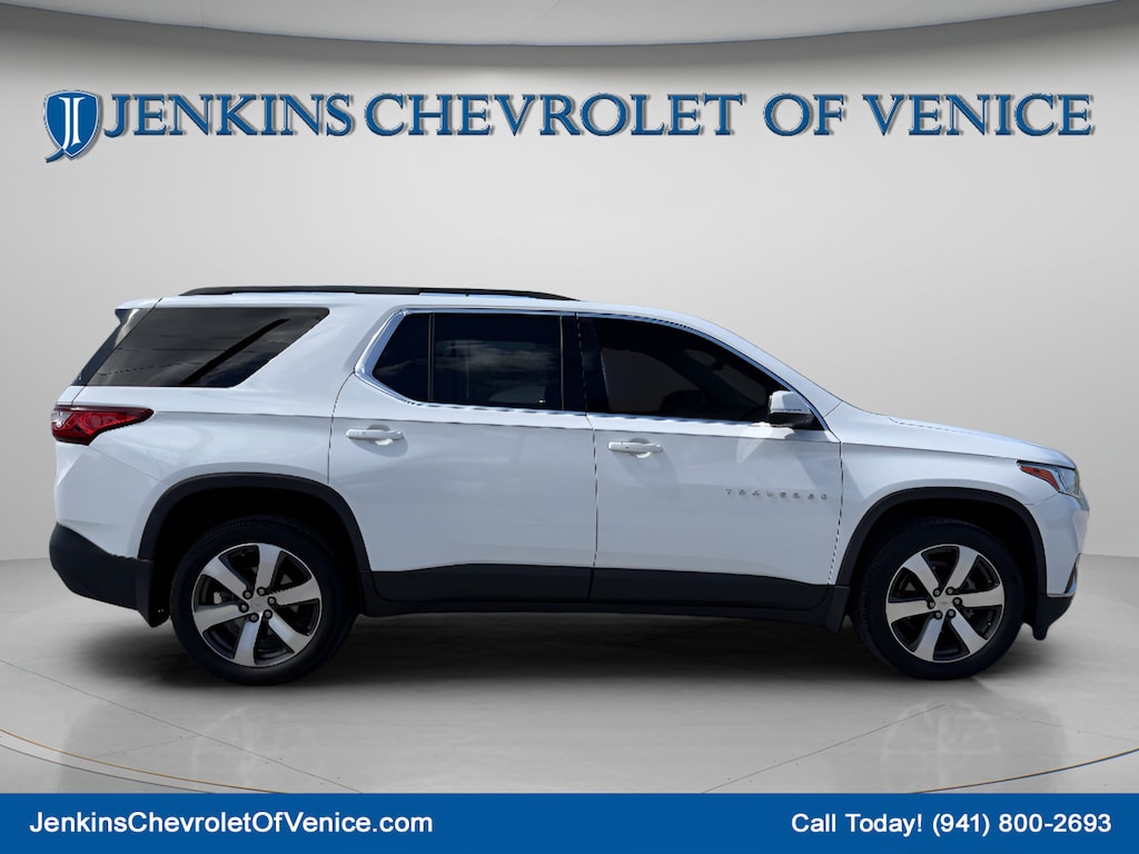 Used 2021 Chevrolet Traverse LT Leather SUV