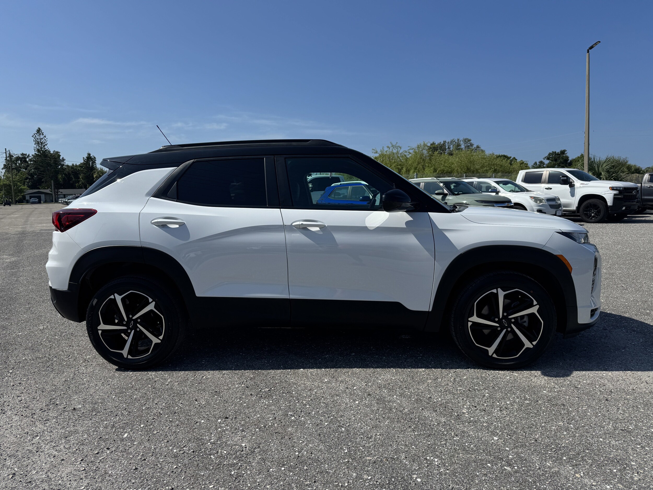 2023 Chevrolet Trailblazer RS photo 3