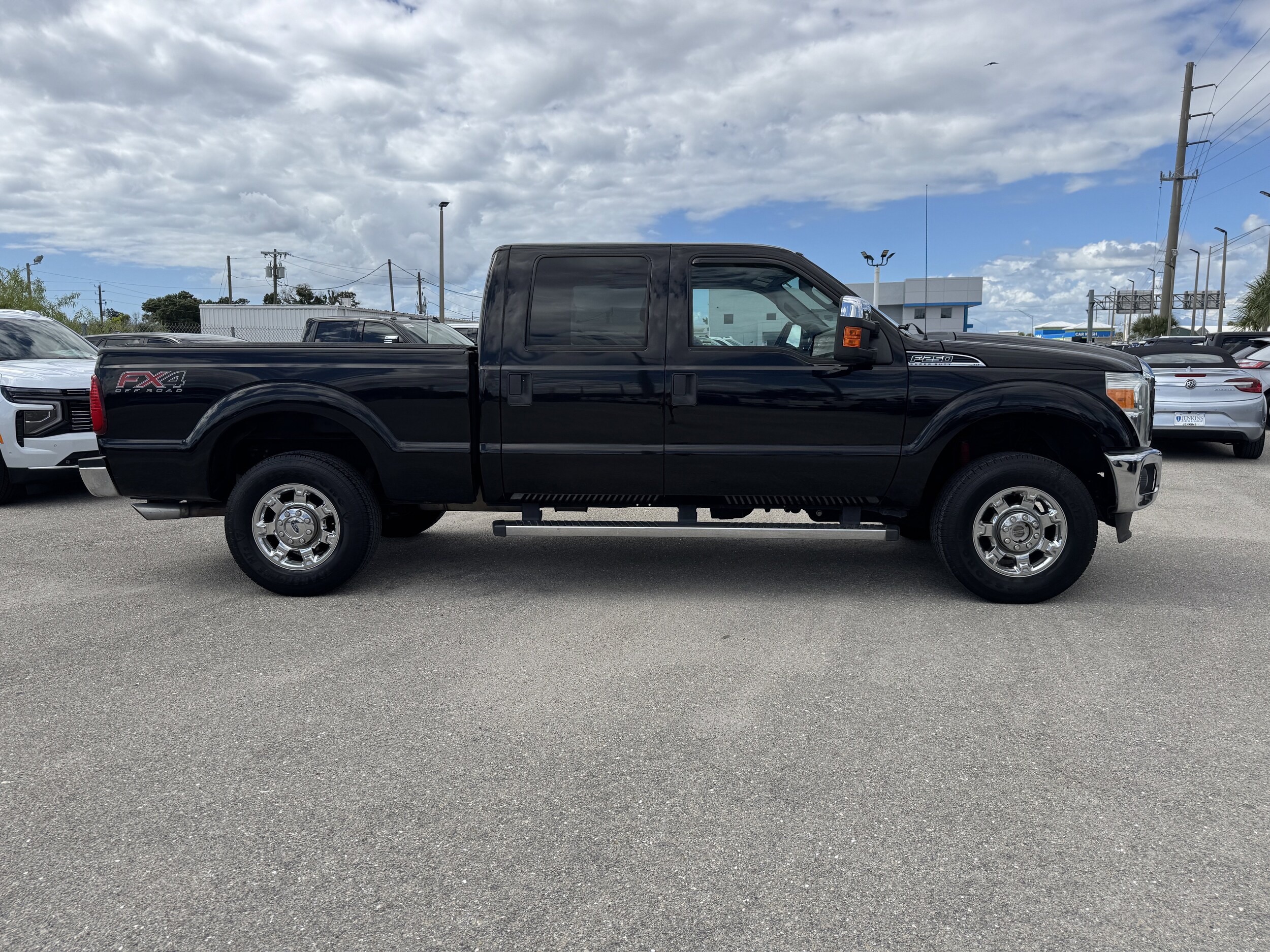 2016 Ford F-250 XLT photo 3
