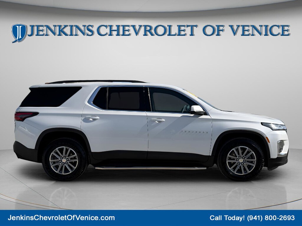 Certified 2023 Chevrolet Traverse LT Cloth w/1LT SUV