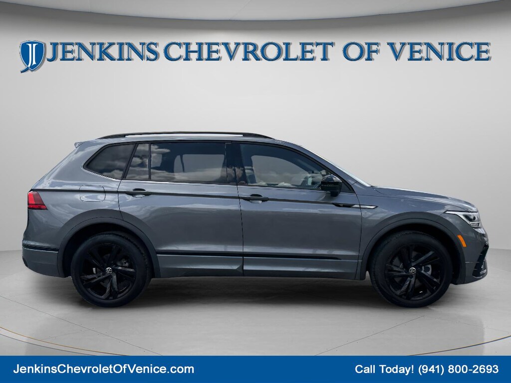 Used 2023 Volkswagen Tiguan 2.0T SE R-Line Black SUV