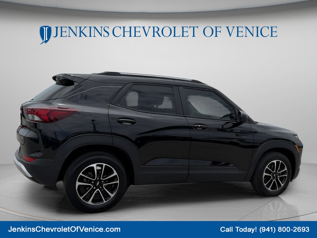 Used 2024 Chevrolet Trailblazer LT SUV