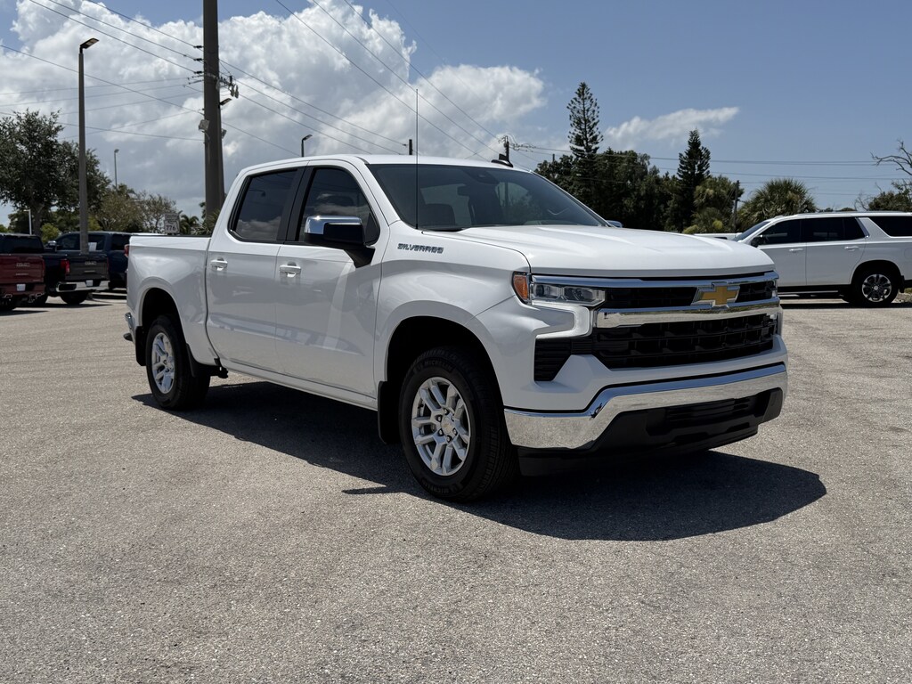 New 2026 Chevrolet Silverado 1500 LT w/1LT Truck Crew Cab
