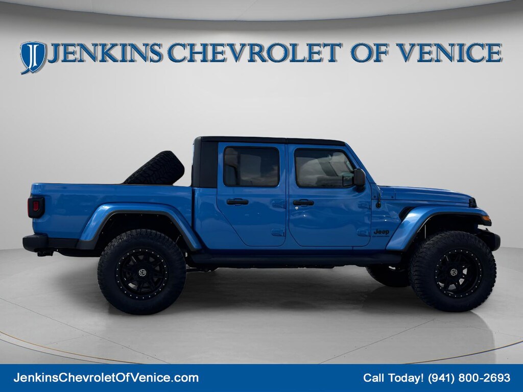 Used 2022 Jeep Gladiator Sport Truck Crew Cab