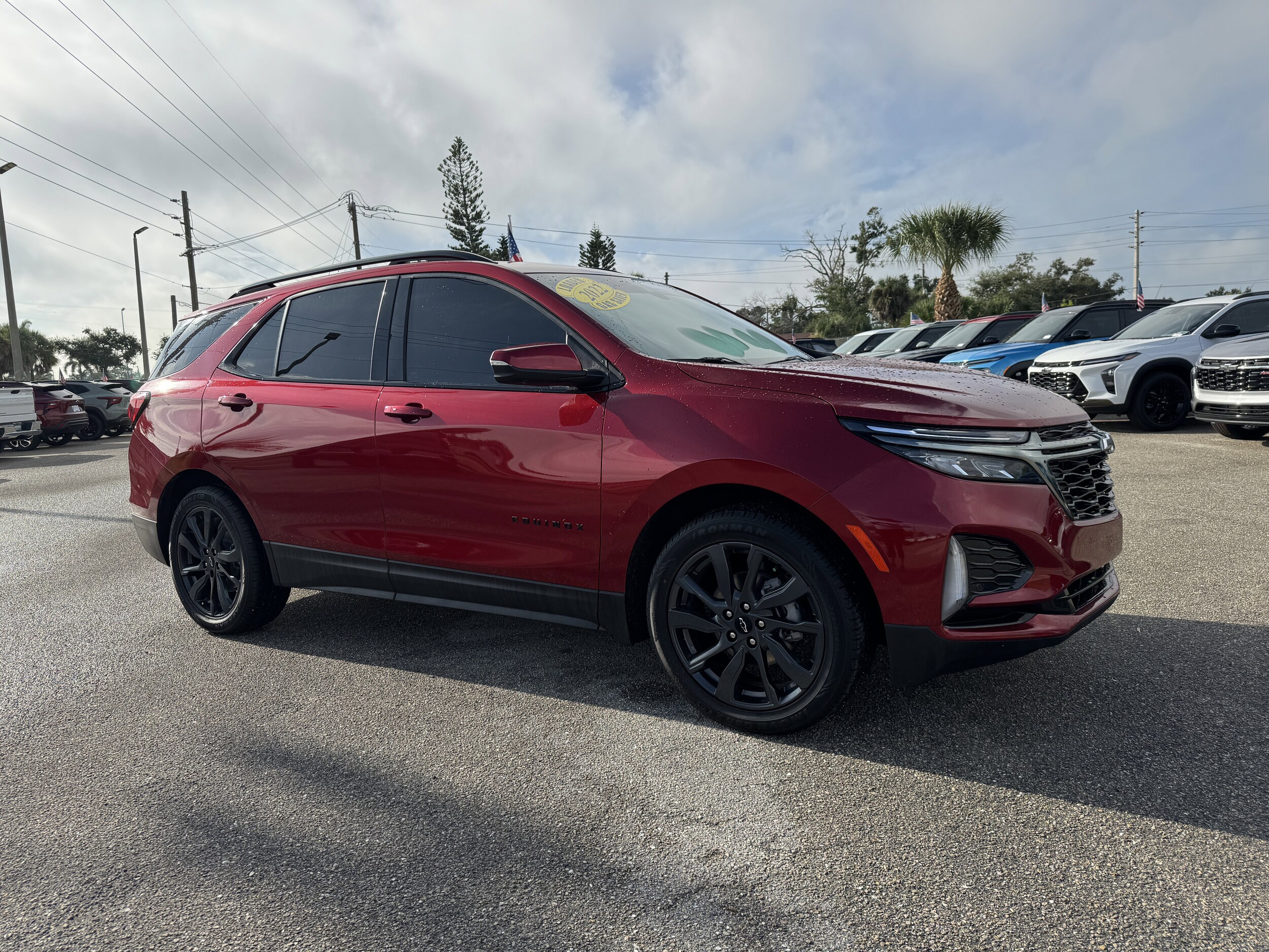 2022 Chevrolet Equinox RS photo 2