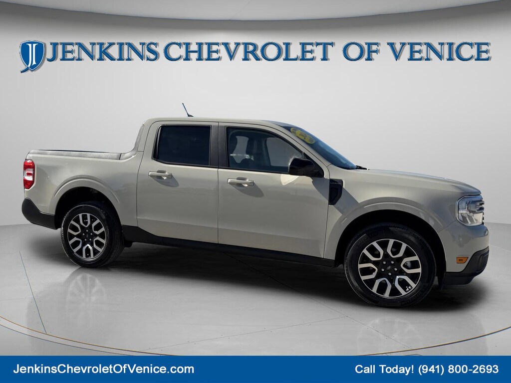 Used 2024 Ford Maverick Lariat Truck SuperCrew