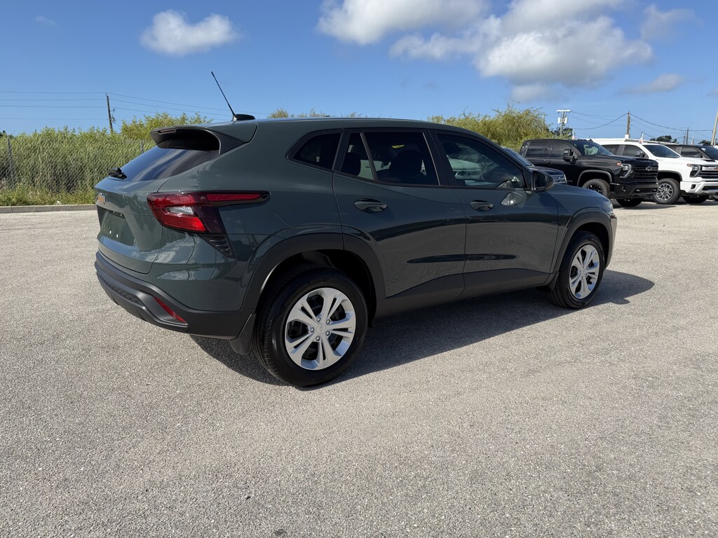 New 2026 Chevrolet Trax LS SUV
