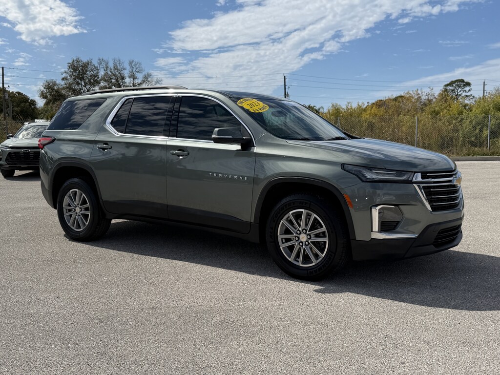Certified 2023 Chevrolet Traverse LT Leather SUV
