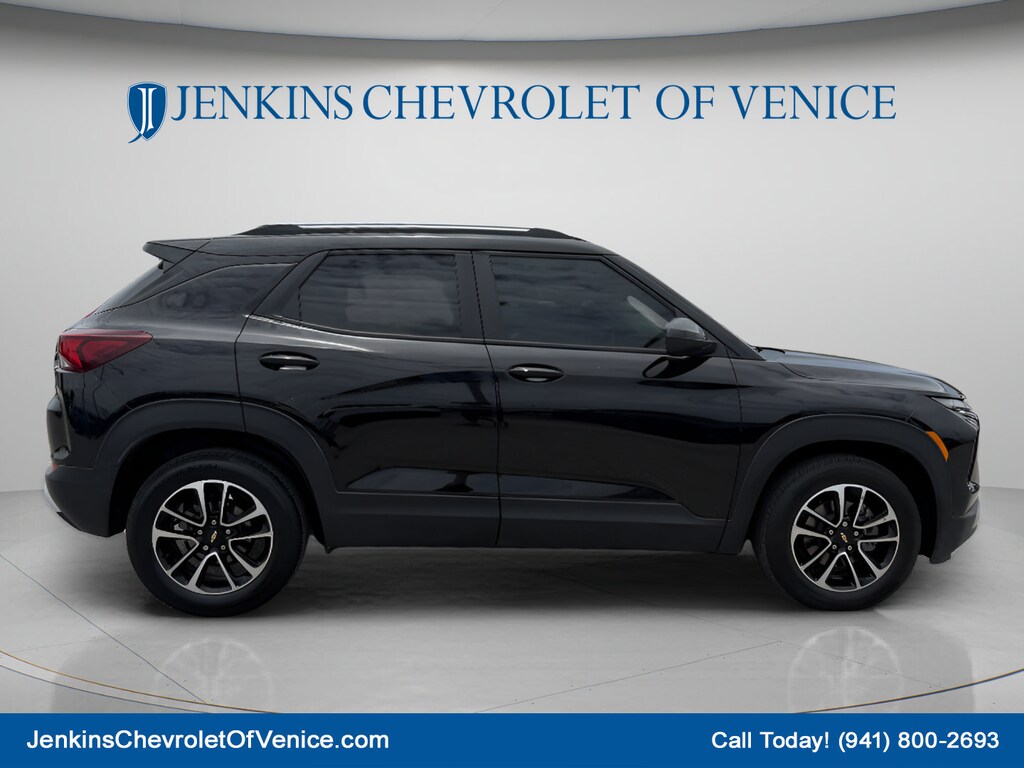 Used 2024 Chevrolet Trailblazer LT SUV