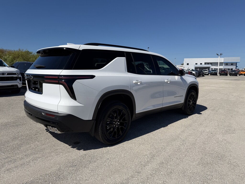 New 2026 Chevrolet Traverse LT SUV
