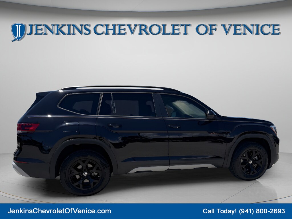 Used 2024 Volkswagen Atlas 2.0T Peak Edition SEL SUV