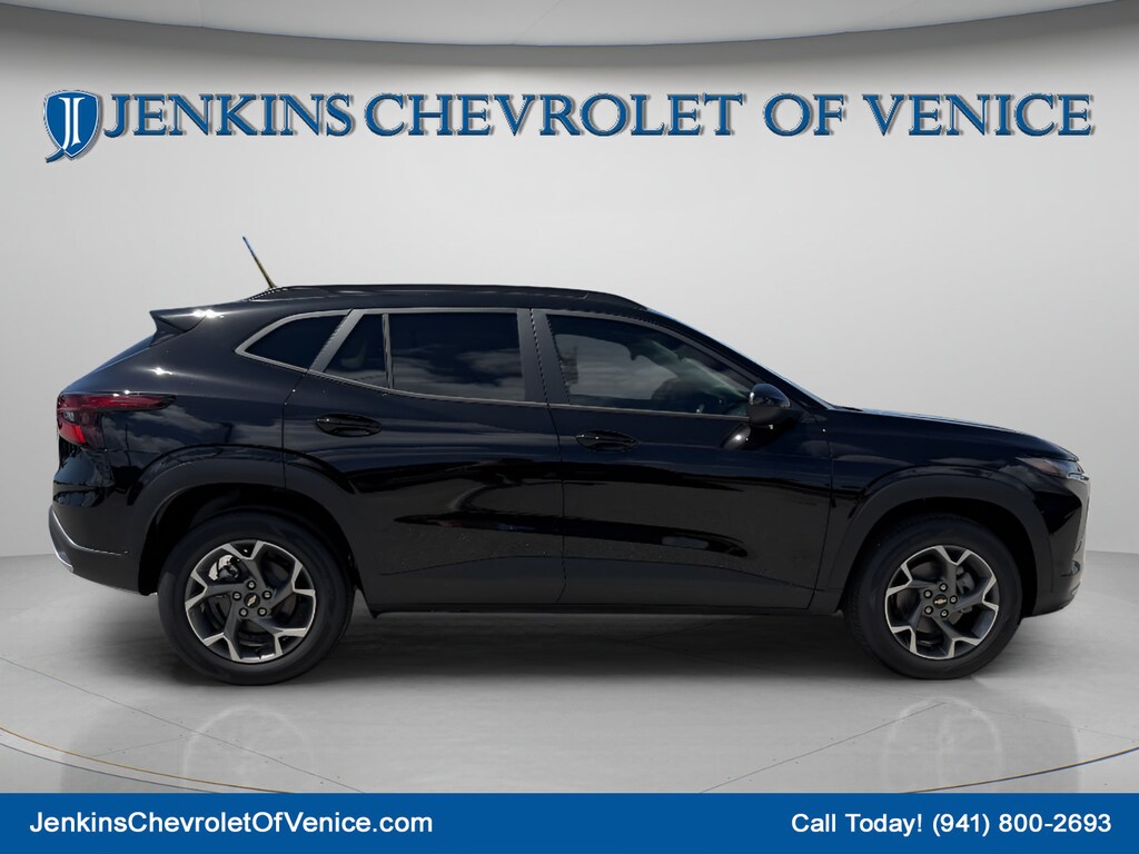 New 2026 Chevrolet Trax LT SUV