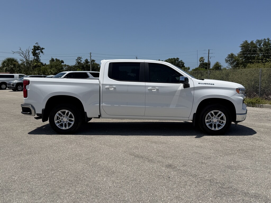 New 2026 Chevrolet Silverado 1500 LT w/1LT Truck Crew Cab