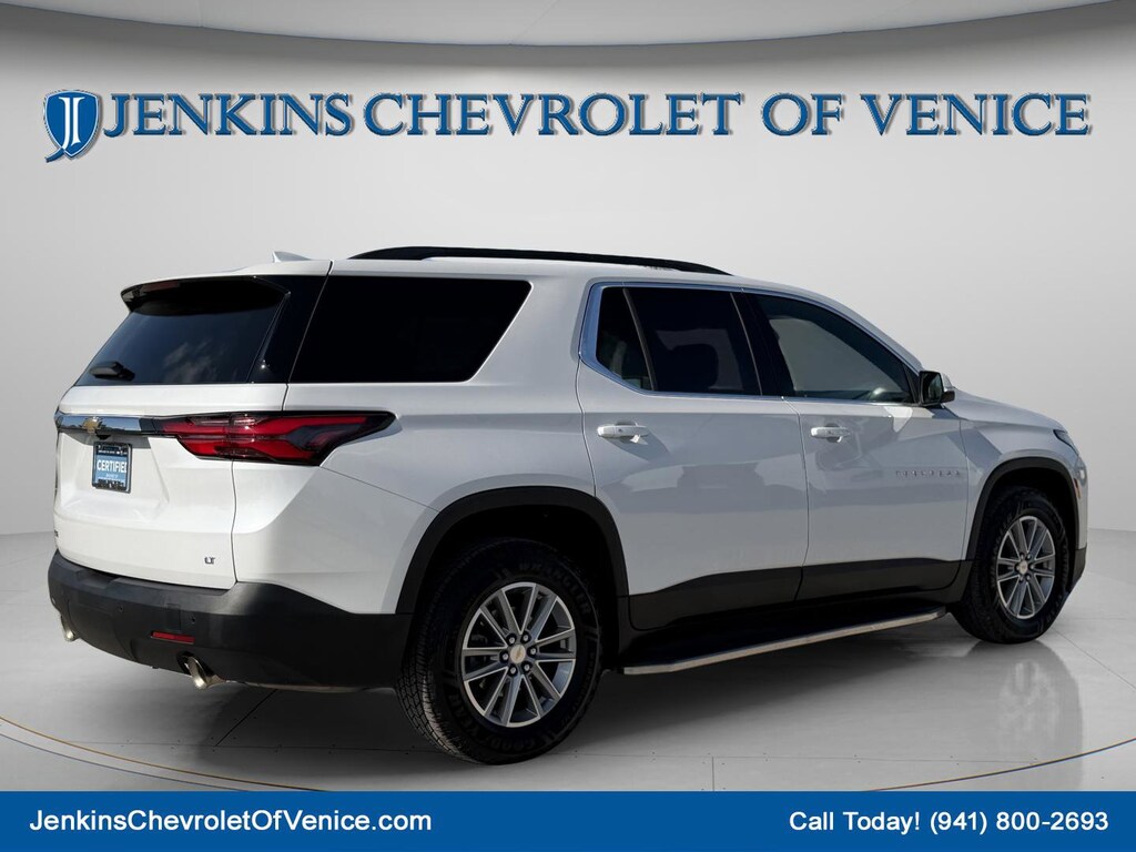 Certified 2023 Chevrolet Traverse LT Cloth w/1LT SUV