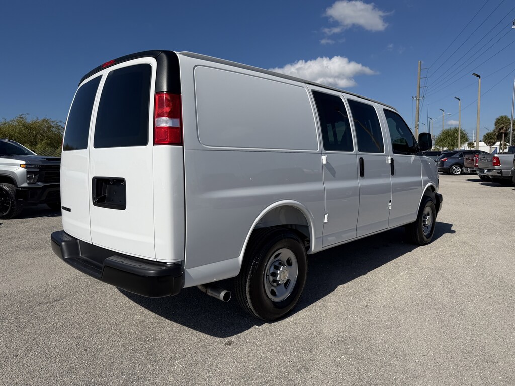 New 2025 Chevrolet Express Cargo 2500 Work Van Van Cargo Van