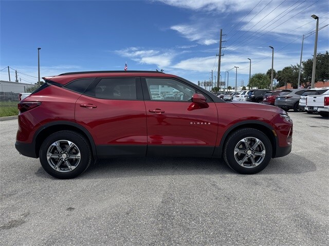 2023 Chevrolet Blazer 2LT photo 3